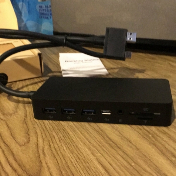 NEW ROCKETEK Surface Docking Station Rocketek RT-SH701 - Picture 2 of 9